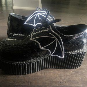 Demonia Creeper-205 Glitter Black Batwing Platform 10